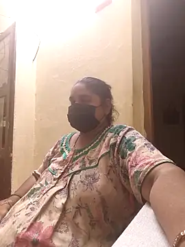 Villageanuty online show from September 29, 3:28 pm