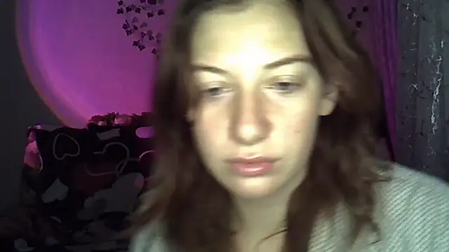 Lily Ember online show from November 20, 5:01 pm