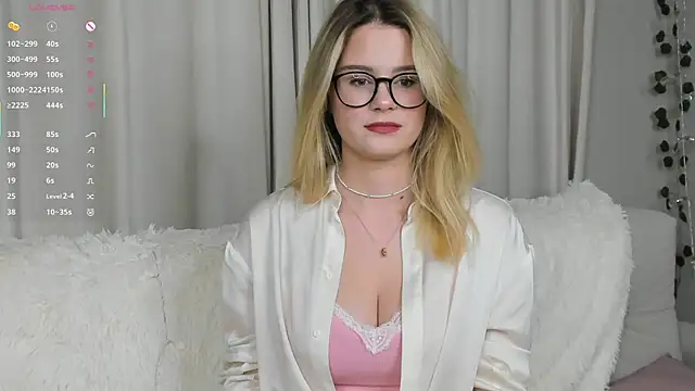 Snapshot of EngelDutch chatting on November 17, 3:07 pm EngelDutch online show from November 17, 3:07 pm