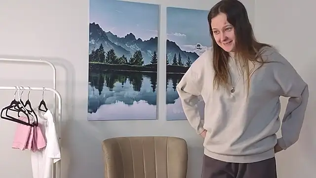 BridgetBagge online show from January 18, 6:17 am