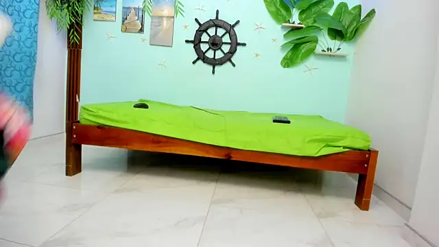 eladyrous98 online show from March 5, 2:24 pm