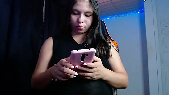 Snapshot of Abbiprada chatting on September 25, 6:22 pm Abbiprada online show from September 25, 6:22 pm