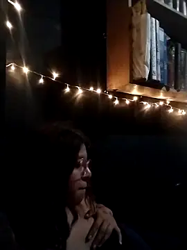 Snapshot of Atenea69 chatting on November 22, 5:28 am Atenea69 online show from November 22, 5:28 am