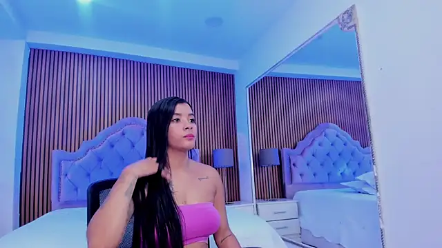 SelenaStonne online show from November 4, 8:30 pm