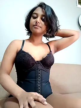 Snapshot of littlemissdevil69 chatting on October 9, 9:18 am littlemissdevil69 online show from October 9, 9:18 am