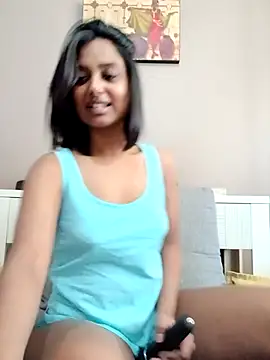 Snapshot of littlemissdevil69 chatting on November 20, 7:19 am littlemissdevil69 online show from November 20, 7:19 am