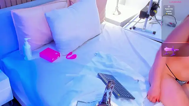 Amara melodi online show from October 25, 3:40 pm