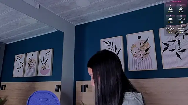Snapshot of SarahMiler_ chatting on September 15, 12:16 pm SarahMiler online show from September 15, 12:16 pm