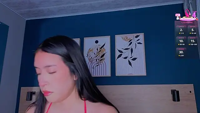 Snapshot of SarahMiler_ chatting on September 23, 12:52 pm SarahMiler online show from September 23, 12:52 pm