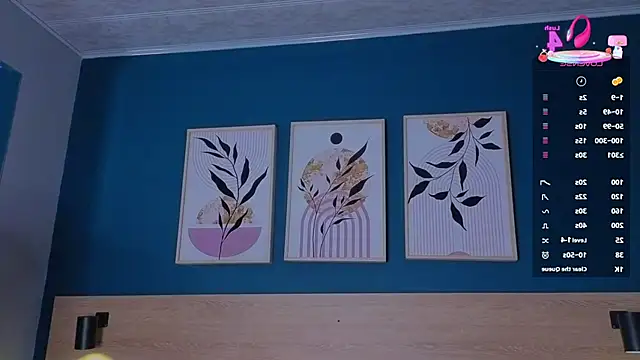 Snapshot of SarahMiler_ chatting on October 17, 11:46 am SarahMiler online show from October 17, 11:46 am