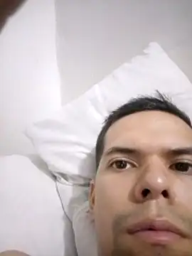 Snapshot of Gabrielxxx440 chatting on November 3, 1:23 pm Gabrielxxx440 online show from November 3, 1:23 pm