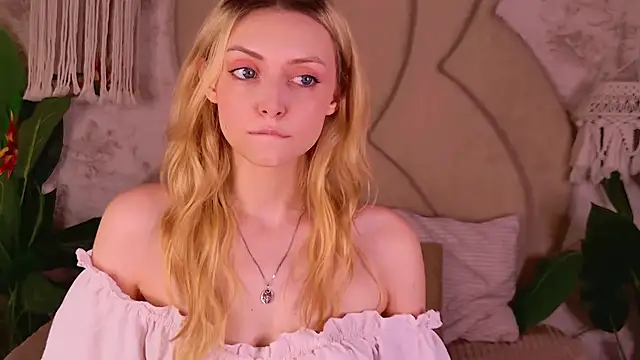 CindyFors online show from September 15, 9:04 pm