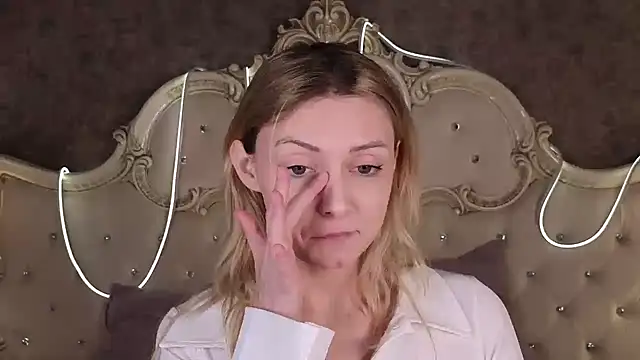 CindyFors online show from October 16, 9:05 pm