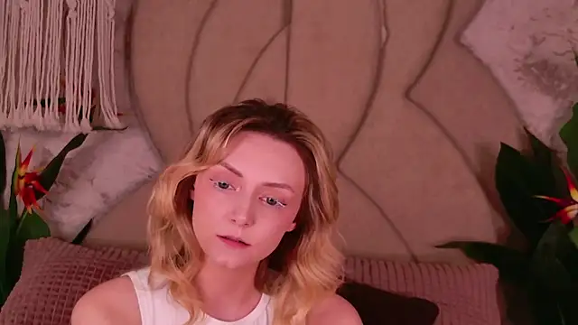 CindyFors online show from November 6, 8:54 pm