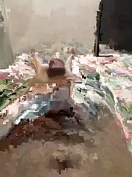 Snapshot of aka_big chatting on September 19, 5:13 pm aka big online show from September 19, 5:13 pm