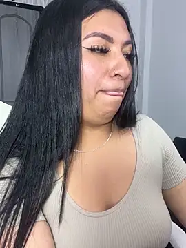 Snapshot of Issa_Santana chatting on November 20, 6:40 pm Issa Santana online show from November 20, 6:40 pm