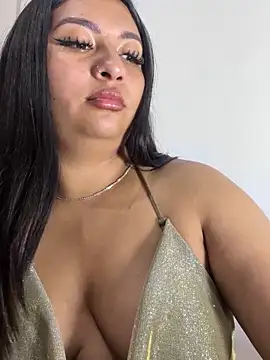 Snapshot of Issa_Santana chatting on December 16, 8:47 pm Issa Santana online show from December 16, 8:47 pm