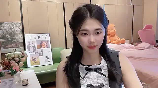 suki-1 online show from October 9, 7:50 am