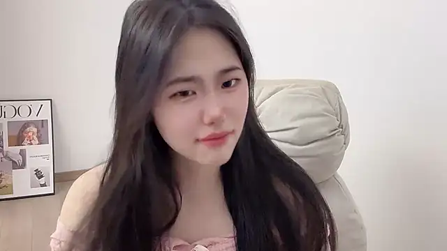 suki-1 online show from April 13, 9:37 am