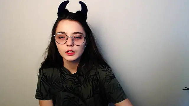 Sun Shine   online show from December 3, 7:16 am