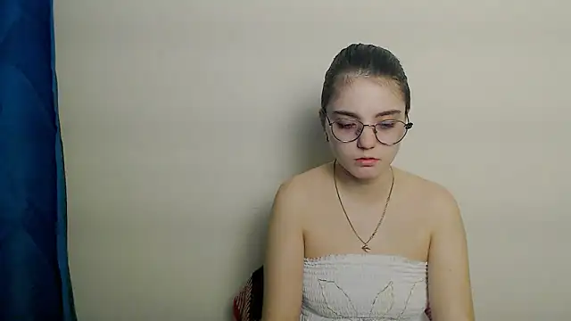 Sun Shine   online show from March 23, 10:03 pm