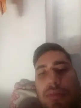 Snapshot of Desirock001 chatting on October 6, 2:53 am Desirock001 online show from October 6, 2:53 am