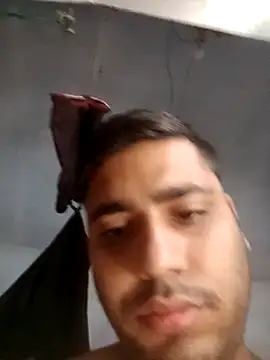 Snapshot of Desirock001 chatting on October 7, 3:36 am Desirock001 online show from October 7, 3:36 am