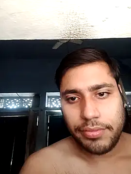 Snapshot of Desirock001 chatting on November 20, 5:40 am Desirock001 online show from November 20, 5:40 am