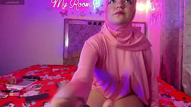 Dana-Alabi online show from April 23, 5:04 pm