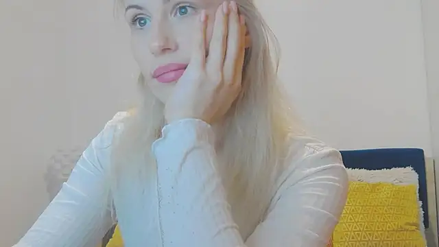 Snapshot of Lika_Soul chatting on October 12, 3:33 pm Lika Soul online show from October 12, 3:33 pm