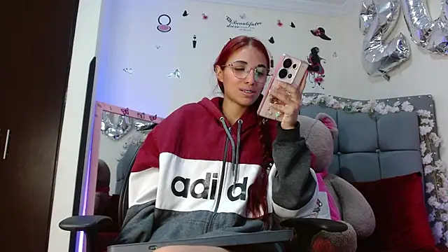 Kitty Slim online show from October 2, 1:07 pm