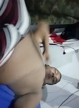 arnal32 online show from October 8, 9:40 am