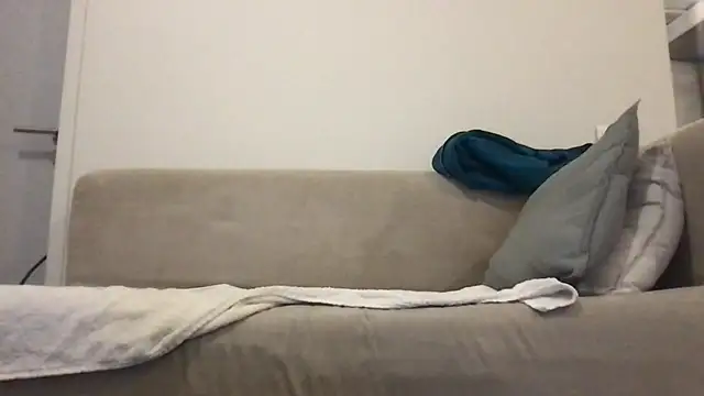 Snapshot of Zaak91190 chatting on October 16, 9:05 pm Zaak91190 online show from October 16, 9:05 pm