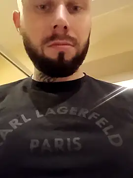 Snapshot of Barber33zk chatting on November 13, 5:01 pm Barber33zk online show from November 13, 5:01 pm