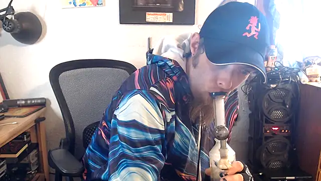 thejuicybacon online show from October 22, 5:45 pm