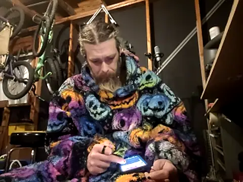 thejuicybacon online show from February 27, 10:15 am