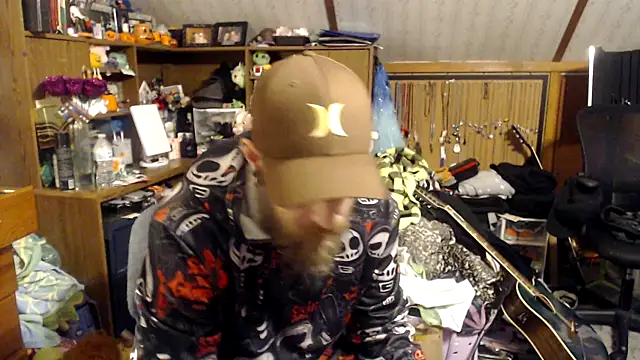 thejuicybacon online show from April 1, 11:00 am