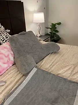 Snapshot of SableSin chatting on November 18, 1:44 am SableSin online show from November 18, 1:44 am