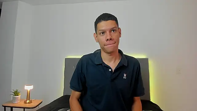 milo cruz online show from December 2, 9:36 am