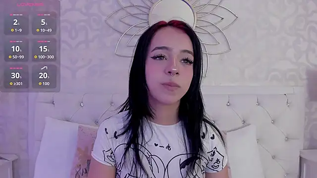 Snapshot of Cassie66_ chatting on October 29, 3:31 am Cassie66 online show from October 29, 3:31 am