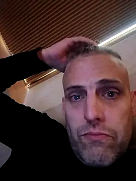 Snapshot of Stranwunder69 chatting on September 16, 11:44 am Stranwunder69 online show from September 16, 11:44 am