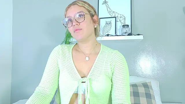 BelaMiller  online show from November 5, 11:43 am