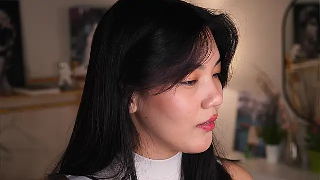 MoiraEger online show from September 29, 5:07 pm