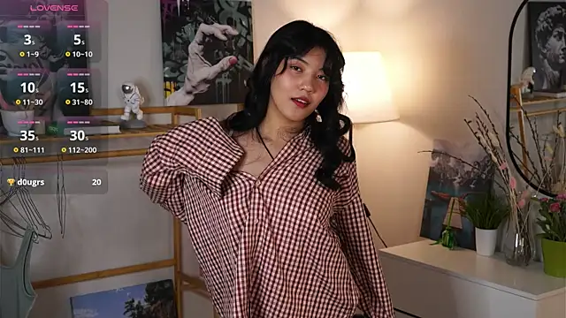 MoiraEger online show from October 4, 5:11 pm