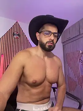 magnumchris online show from February 10, 4:33 pm