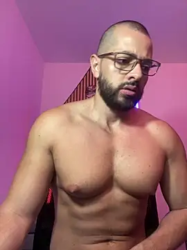 magnumchris online show from April 2, 11:30 am