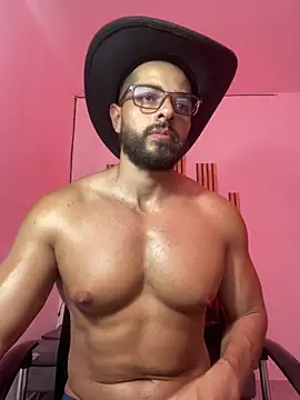 magnumchris online show from April 7, 7:58 pm