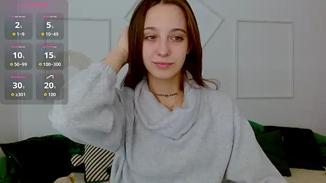 Snapshot of Little_cherryy__ chatting on October 9, 6:33 am Little cherryy online show from October 9, 6:33 am