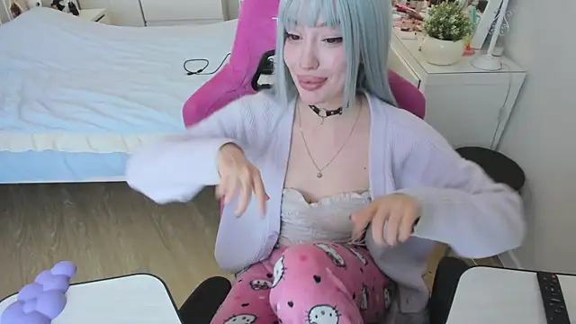 Snapshot of saadnesstyan chatting on October 25, 4:20 am saadnesstyan online show from October 25, 4:20 am