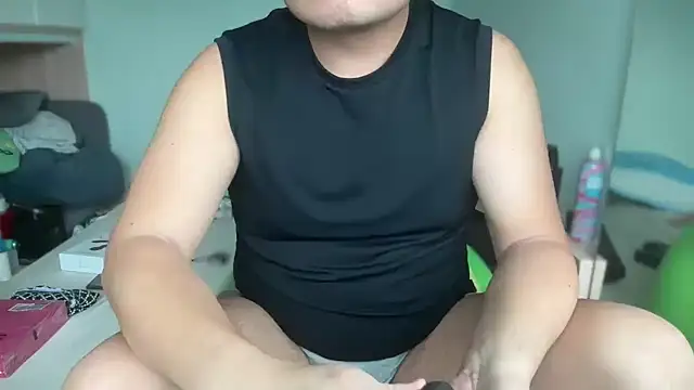 Snapshot of this_is_77 chatting on September 21, 6:37 am this is 77 online show from September 21, 6:37 am